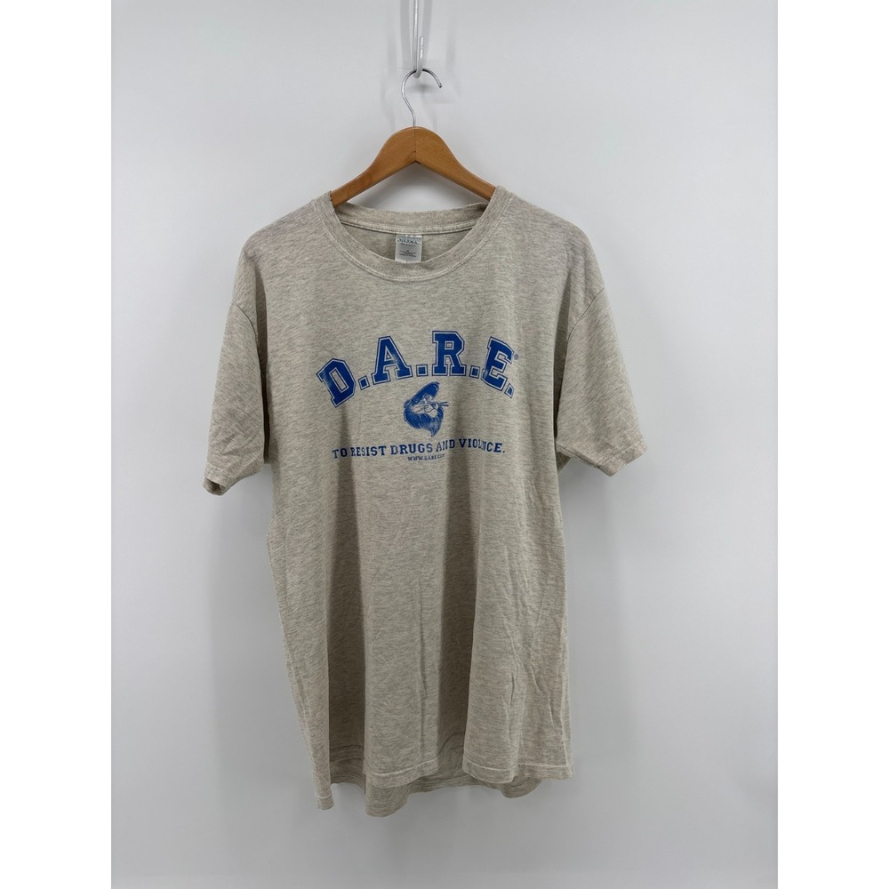 Gildan DARE To Resist Drugs And Violence Shirt Mens Large Gray Lion Graphic Tee